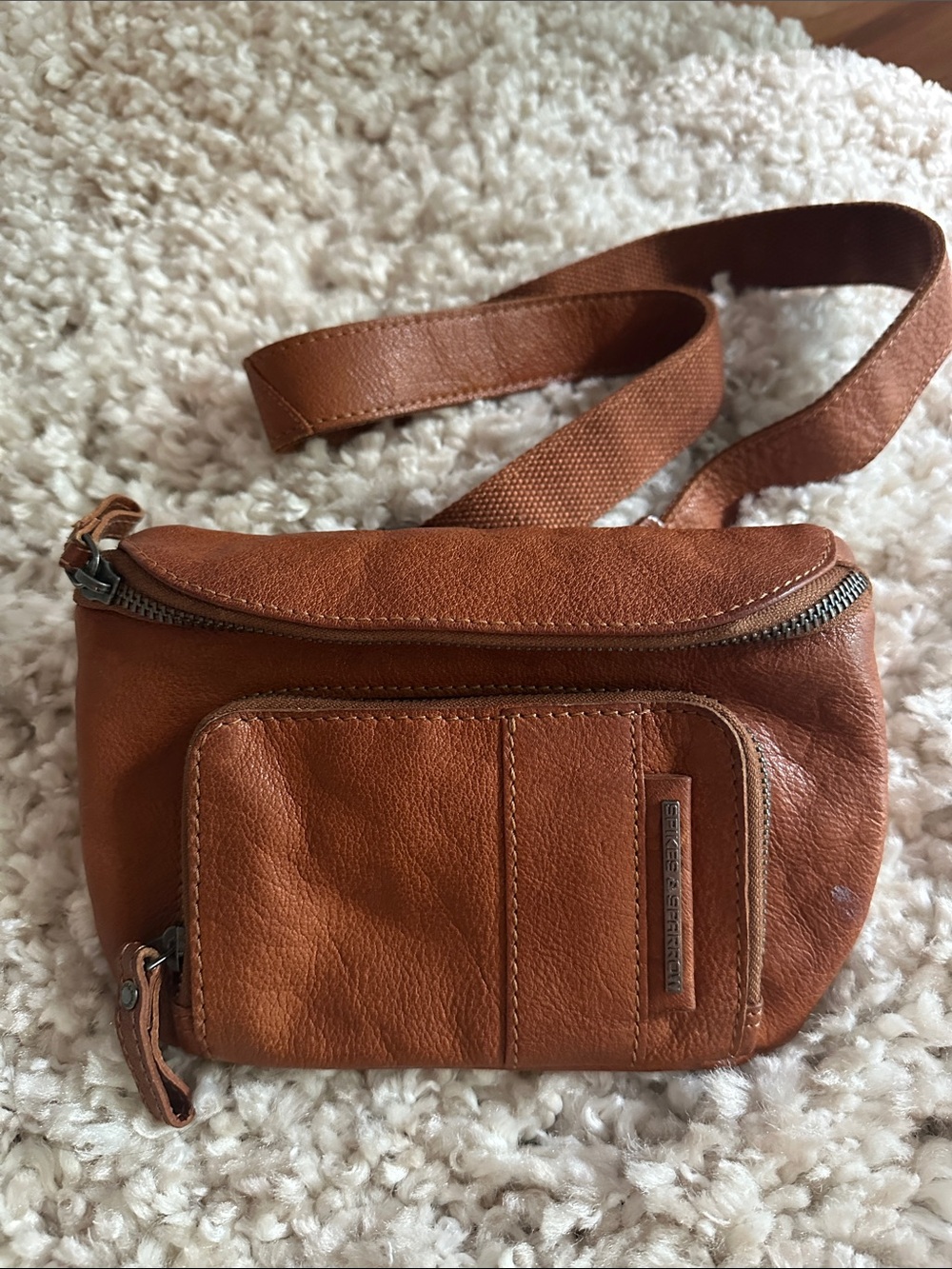 Distressed Leather Crossbody Belt Bag - With Zip Pouch - Perfect for Travel! 🧳
